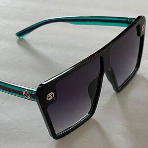 Gucci Square Flat-Top Sunglasses